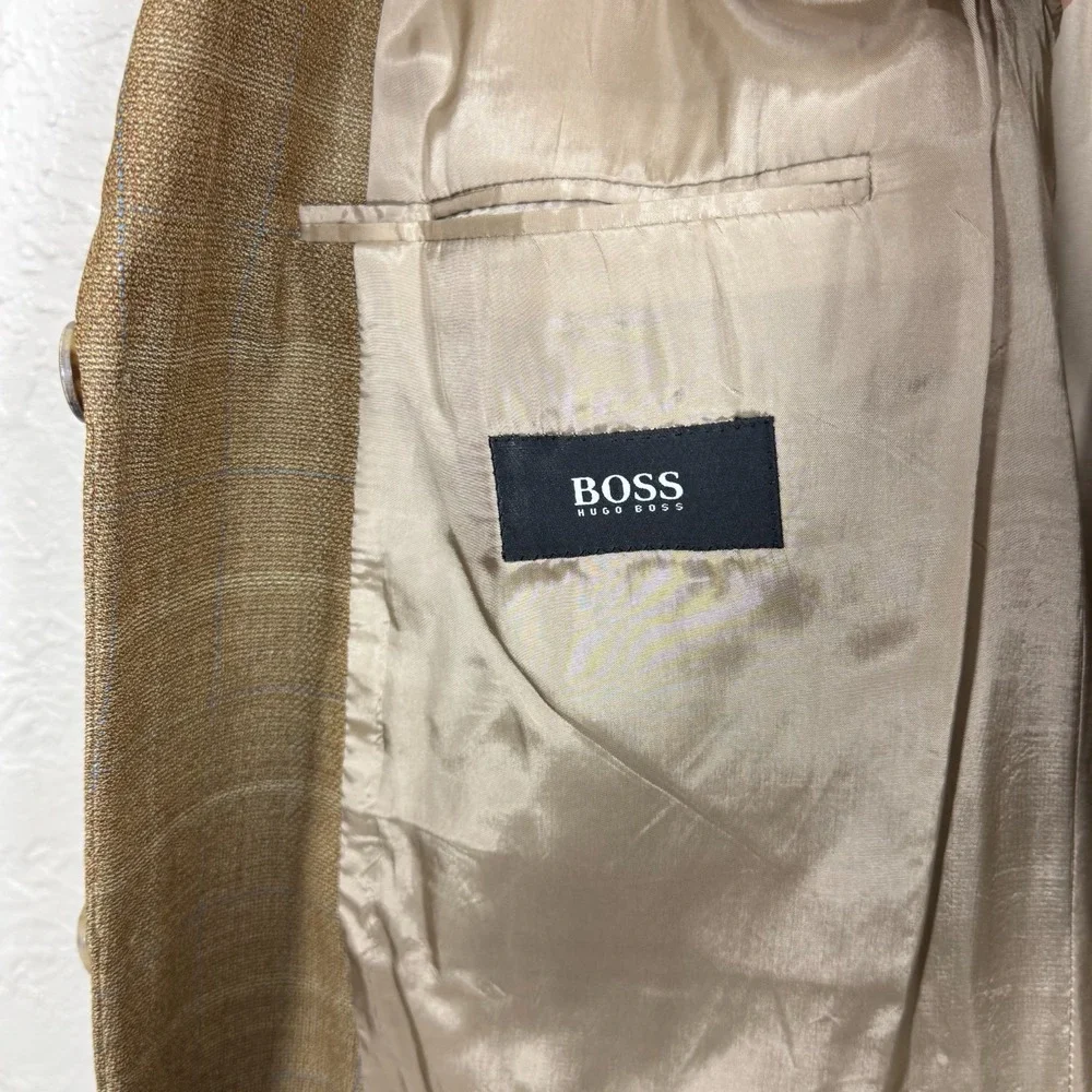 Hugo Boss academia brand material
